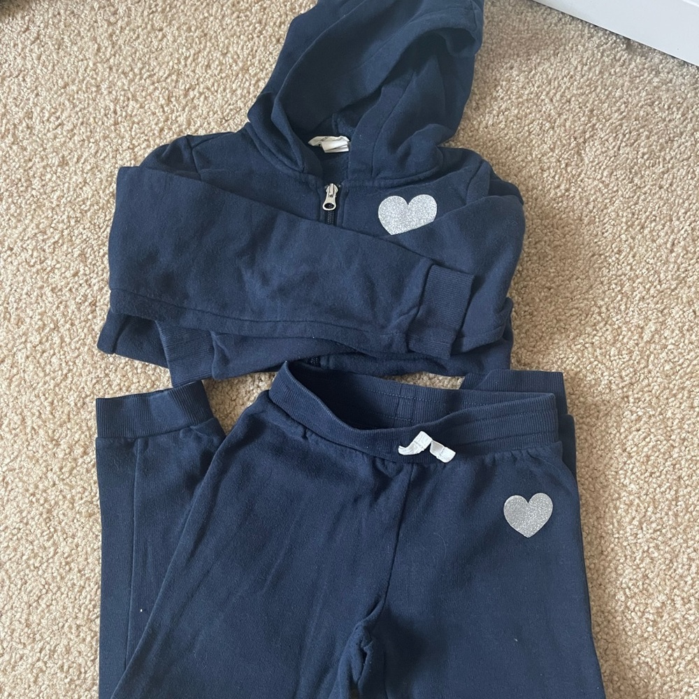 GUC H&M girls sweat pant set 6-7Y